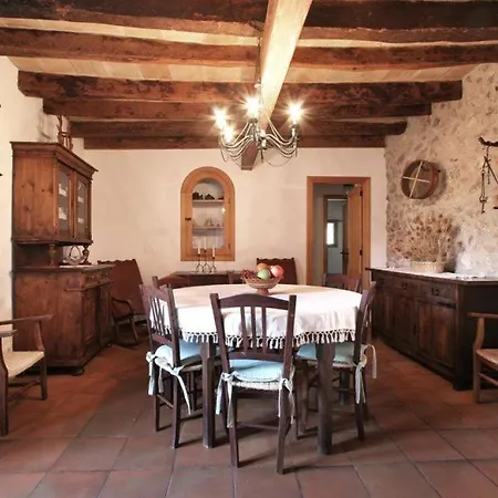 Sleeps 10 بويينسا